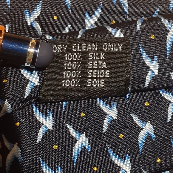 Holt Renfrew Altea Milano Men's 100% Silk Tie Dark Blue Bird Print Made in Italy - Picture 5 of 5